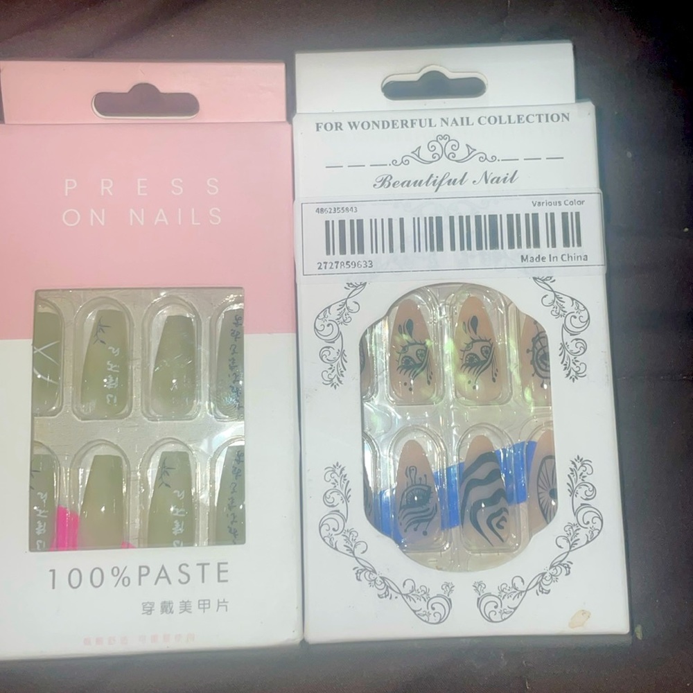 Set of 2 nails press on nails 💅 unique alternative girly style